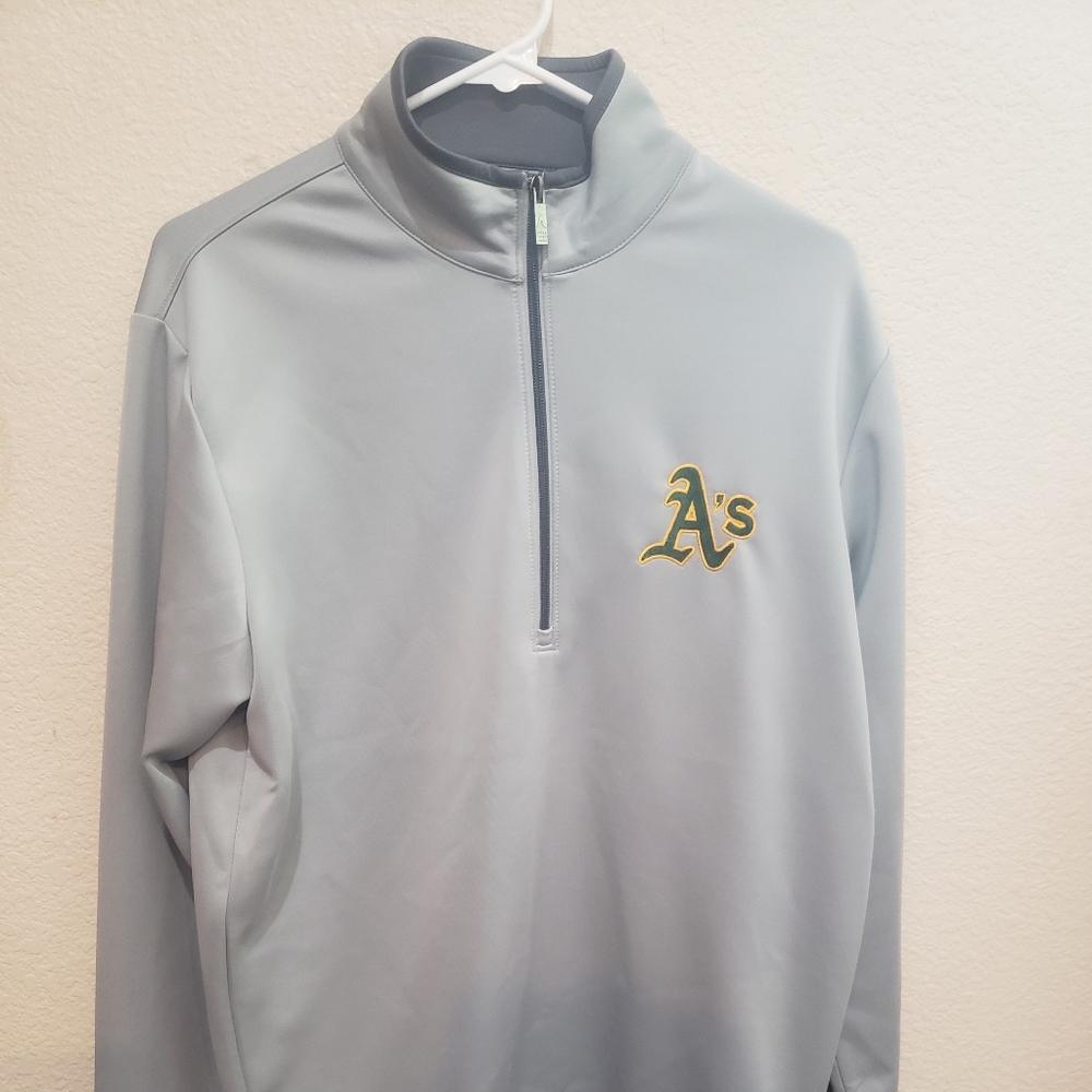 Antigua Oakland As Longsleeve Warmup   Pullover